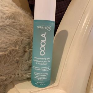 COOLA makeup setting spray